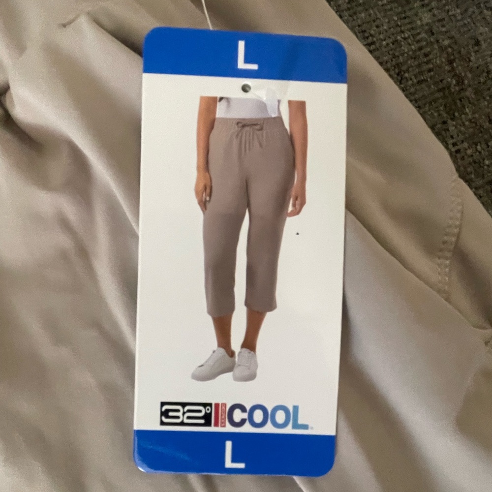32 Degrees Women Nylon Lux Capri Color: Tan Size Small Large - Picture 6 of 16